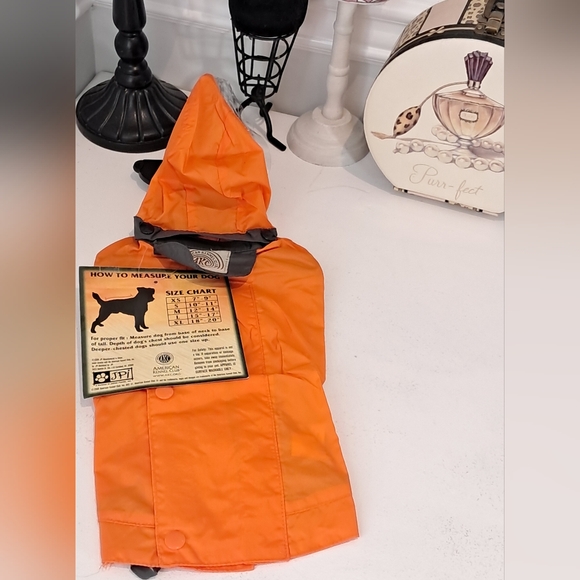 2 Dog Winter Jackets and 1 Dog Rain Jacket Size Small NWT - Picture 4 of 12